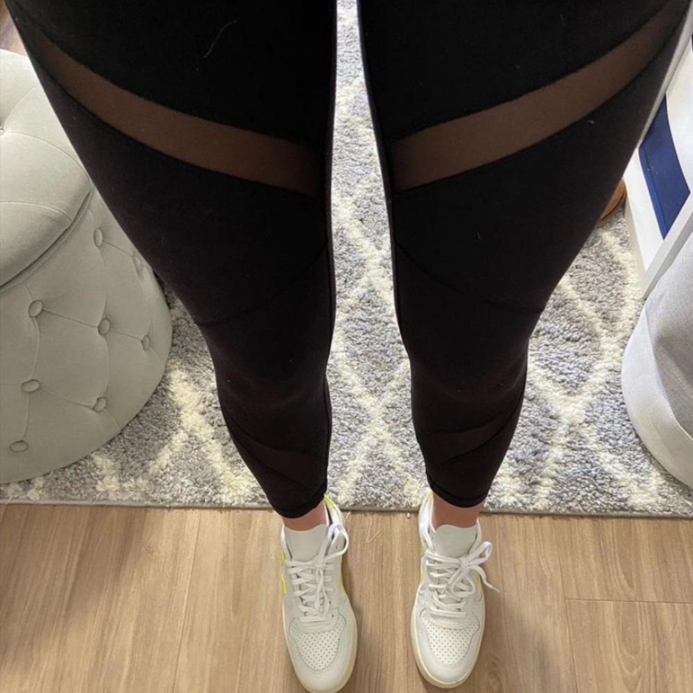 Lululemon cut out leggings